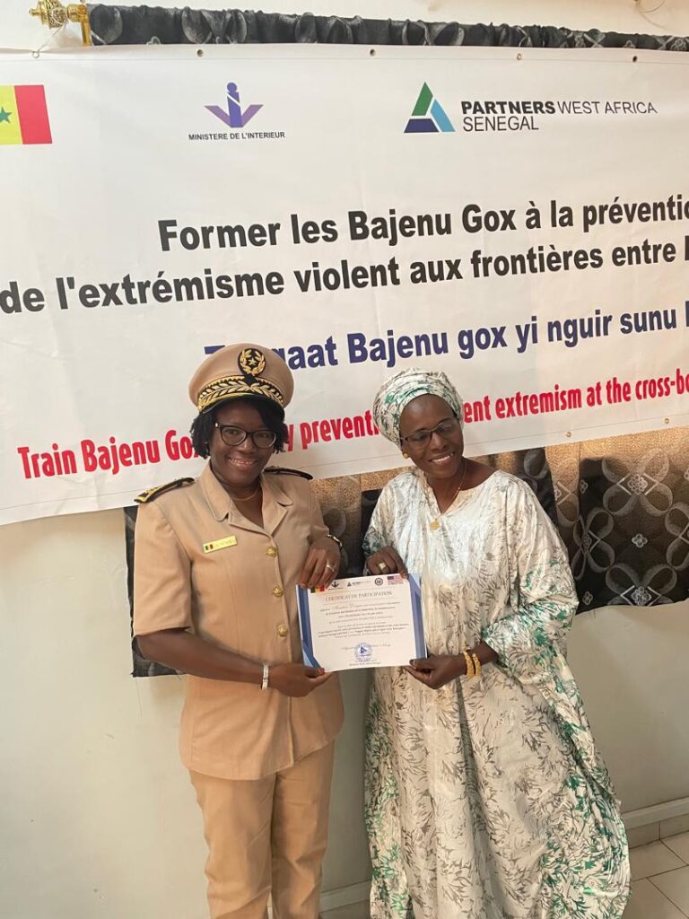 Remise attestation Adj Gouverneur Tamba